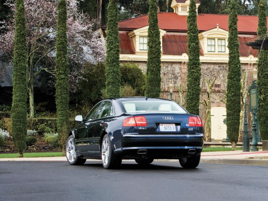  Audi A8 L W12 Quattro (D3) 2008 года  (NA) (фото 6 из 8)